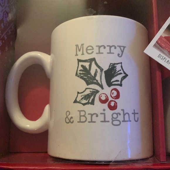 Christmas Mug and Photo Display, Never Used, Makes a great Christmas gift - Picture 3 of 4